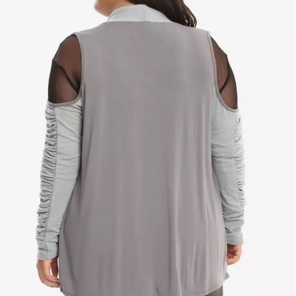 Her Universe Star Wars Cardigan - Picture 6 of 7